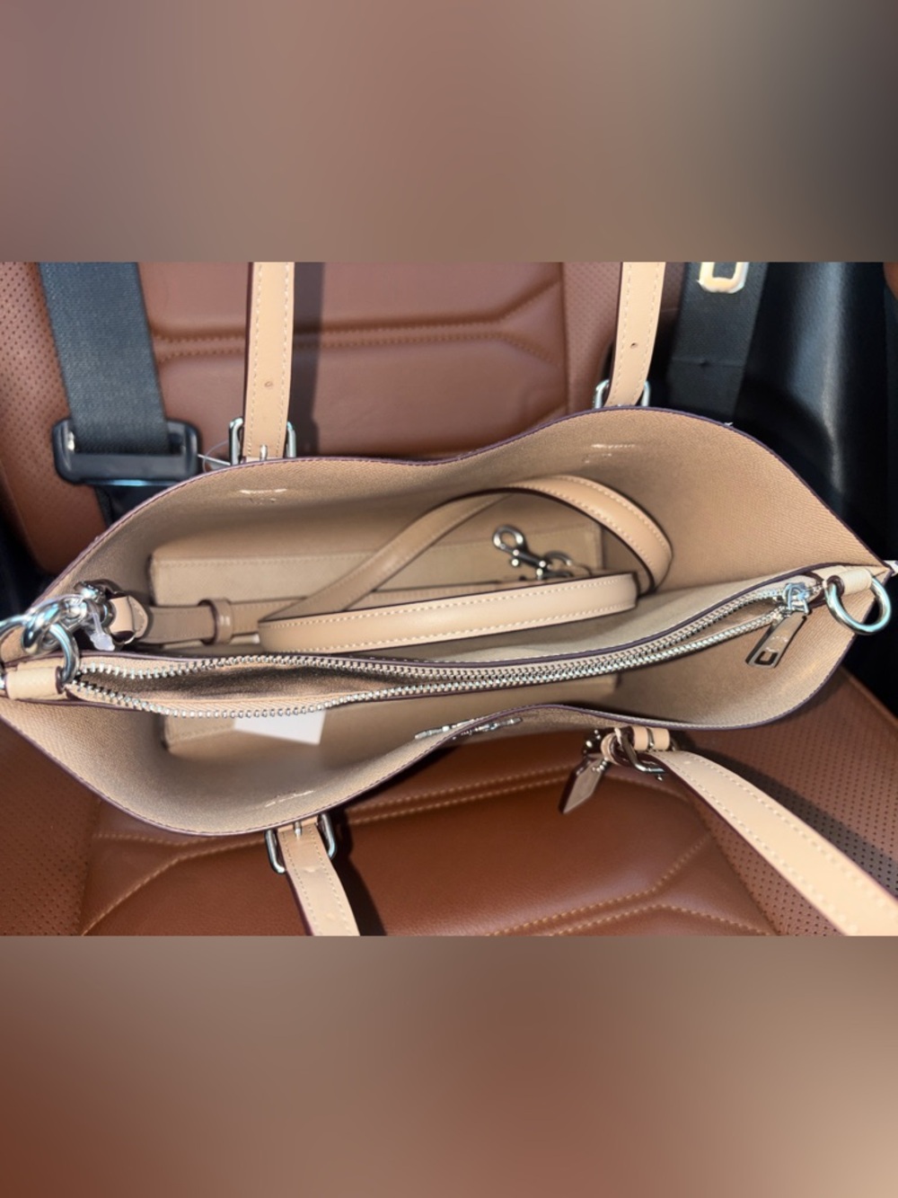 Coach Mollie 25 Tote in Signature Sand Canvas - Picture 12 of 15